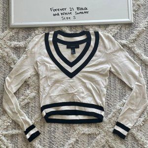 Forever 21 Black and White Cropped Sweater
